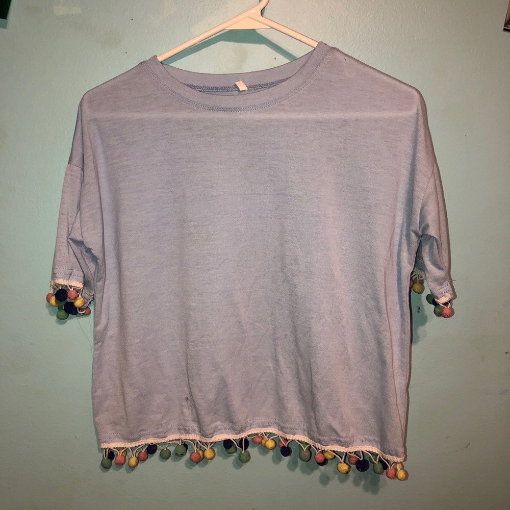 Super cute baby blue crop top with pompoms !
